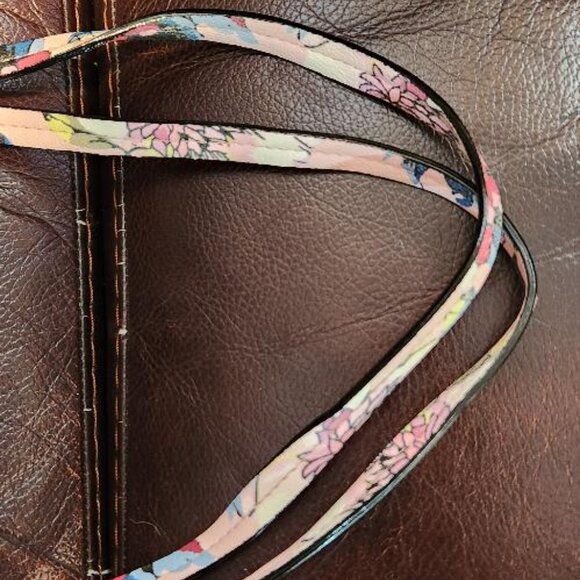 Betsey Johnson Pink Floral Tote Bag with a Bow Accent - Picture 5 of 8